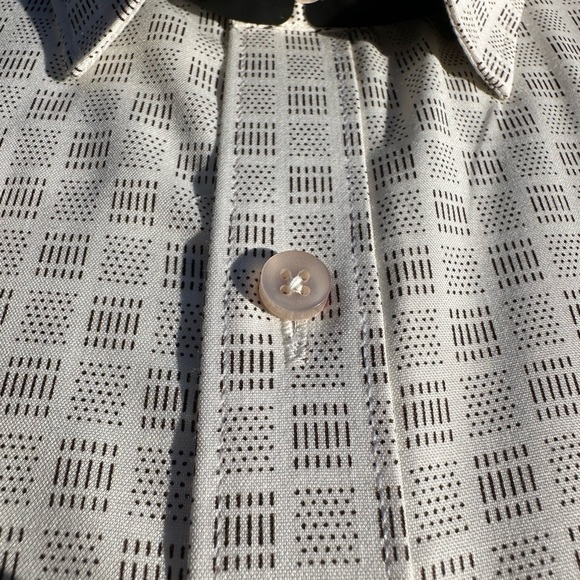 3/$9 Men’s dress shirt, short sleeve NIP - Picture 3 of 5